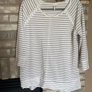 COPY - C Active 3/4 sleeve shirt Large soft comfy